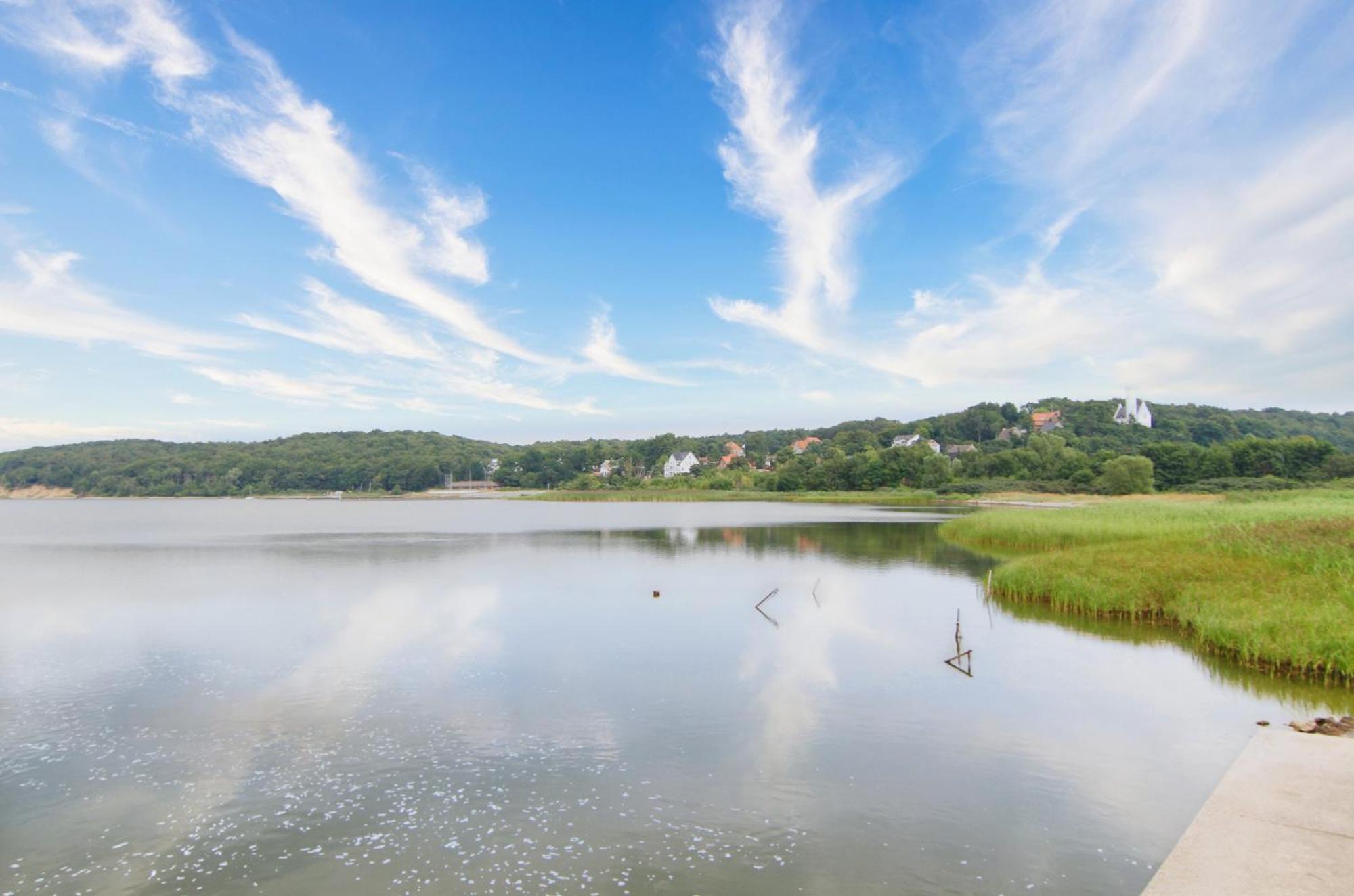 Ferienwohnung Mit Balkon Und Meerblick - Ferienresidenz Zwei Bodden Fewo 1-4 Lietzow ภายนอก รูปภาพ